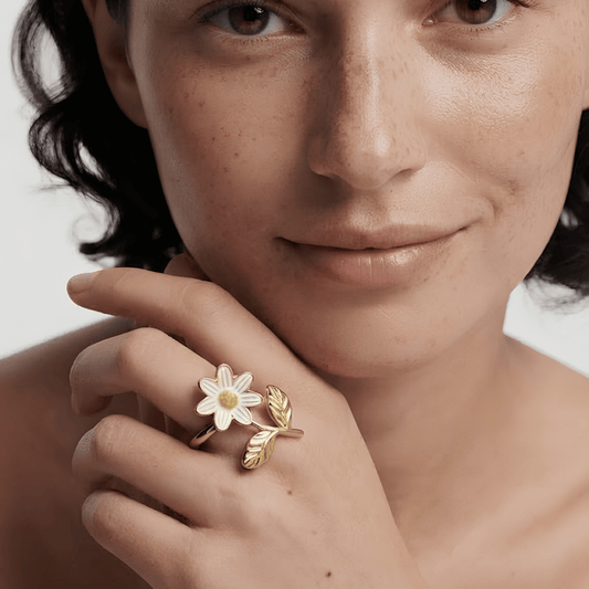 Daisy Vine Wrap Ring