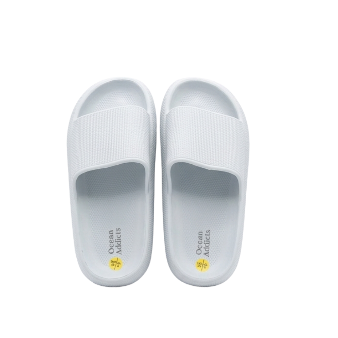 Iconic Beach Flip Flops