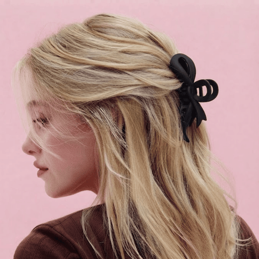 Bow Knot Sculptural Claw Clip
