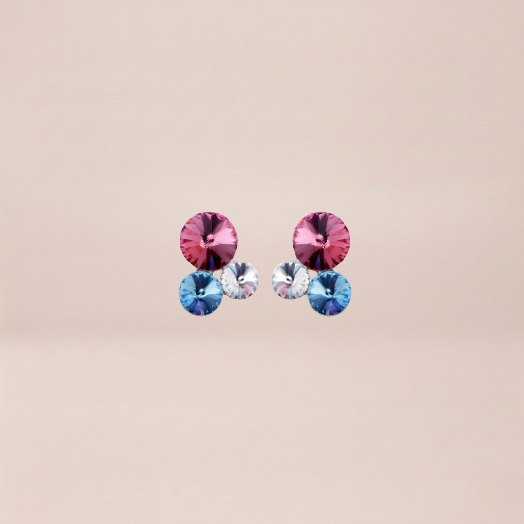 The Tri-Color Cluster Studs