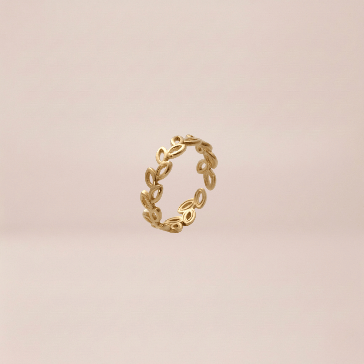 The Laurel Wreath Ring