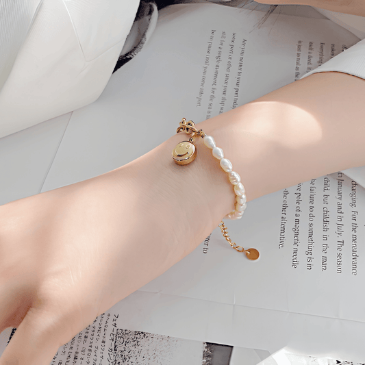 Smiley Pearl Half-Chain Bracelet