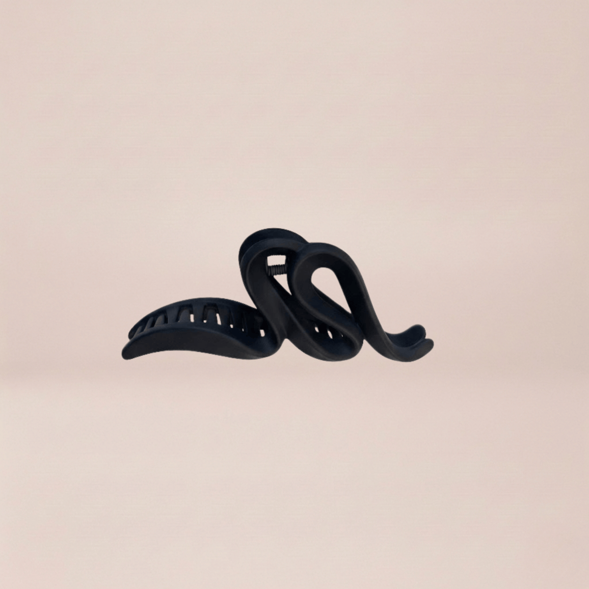 Serpentine Sculptural Claw Clip