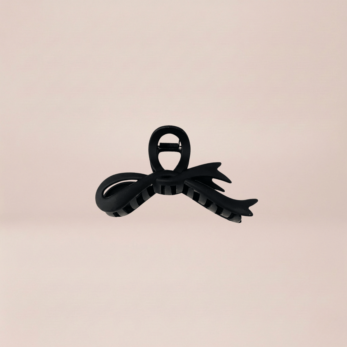 Bow Knot Sculptural Claw Clip