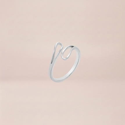The Flowing Silver Ring