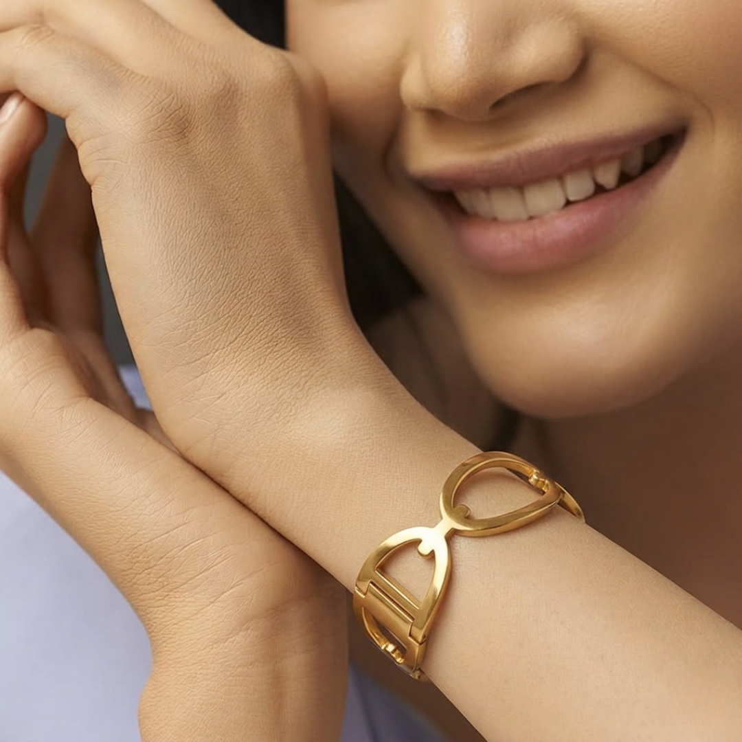 The Structural Link Cuff