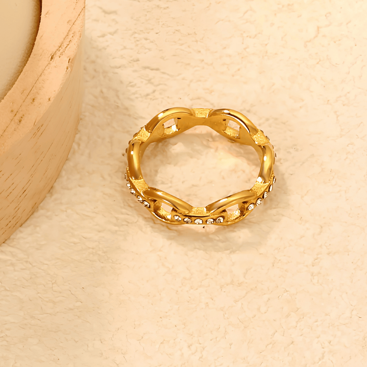 Pavé Link Band Ring