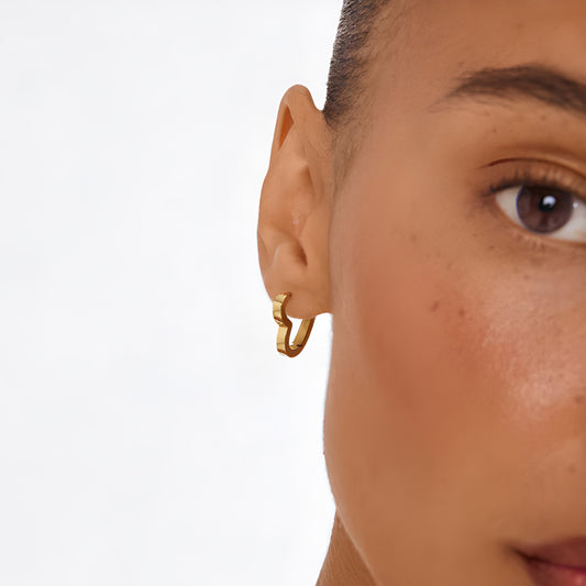 Sweetheart Sculpt Single Hoop Earring