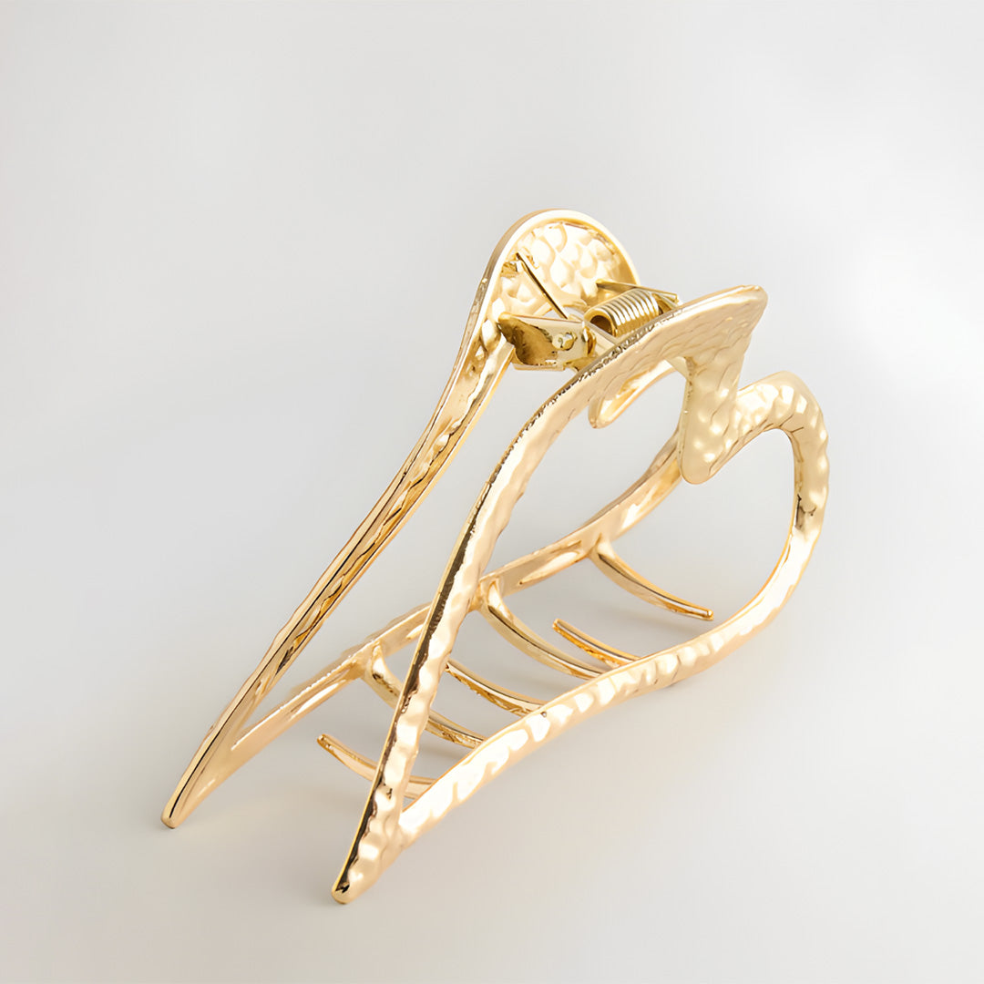 The Sweetheart Claw Clip