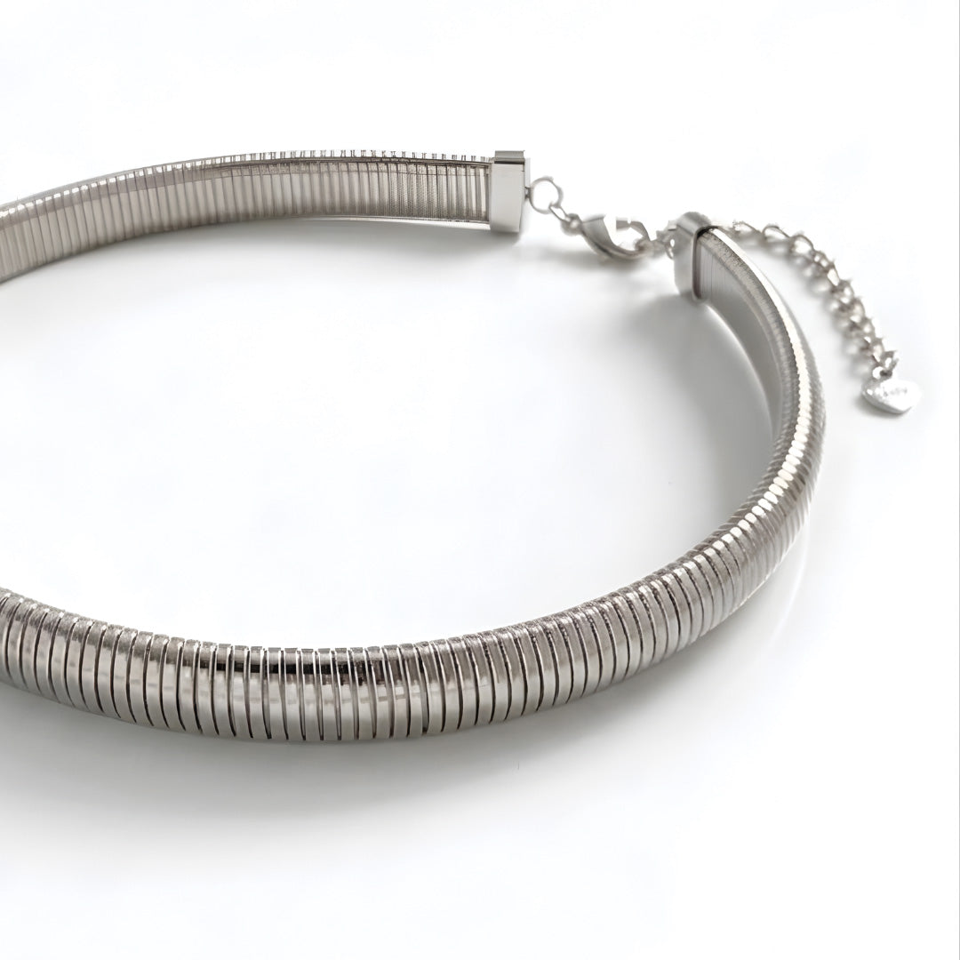 Silver Serpentine Collar Necklace
