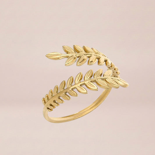 The Laurel Ring