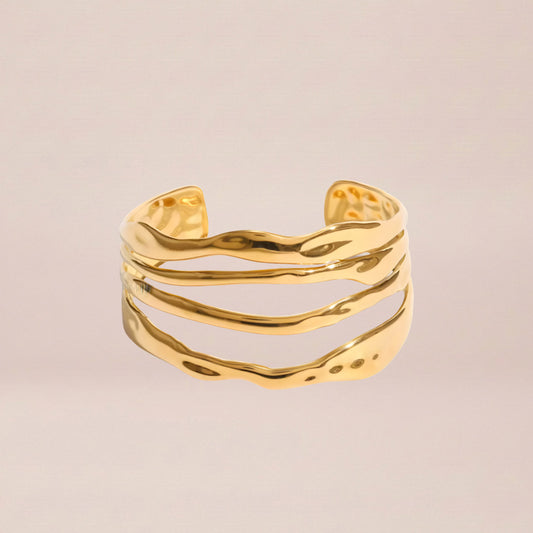 The Ripple Ring