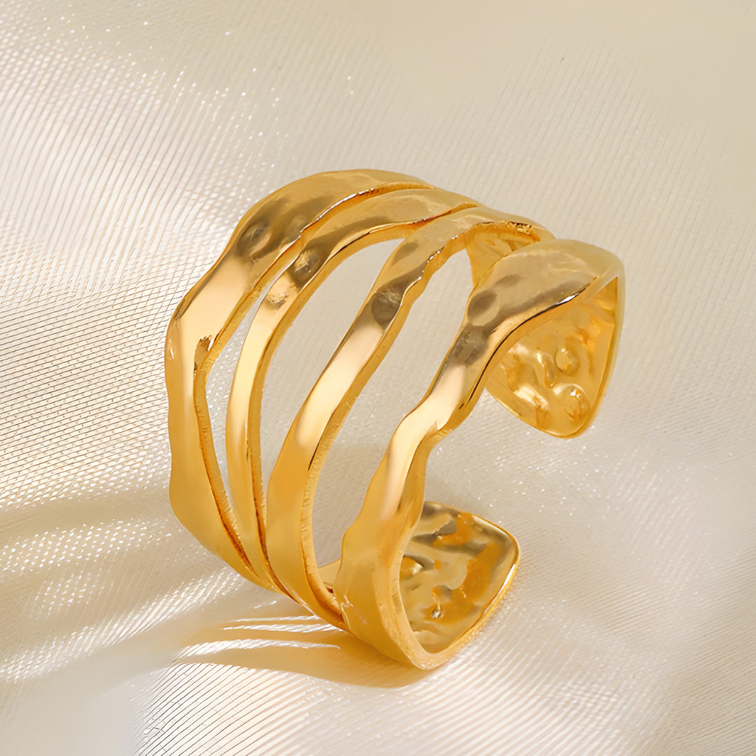 The Ripple Ring