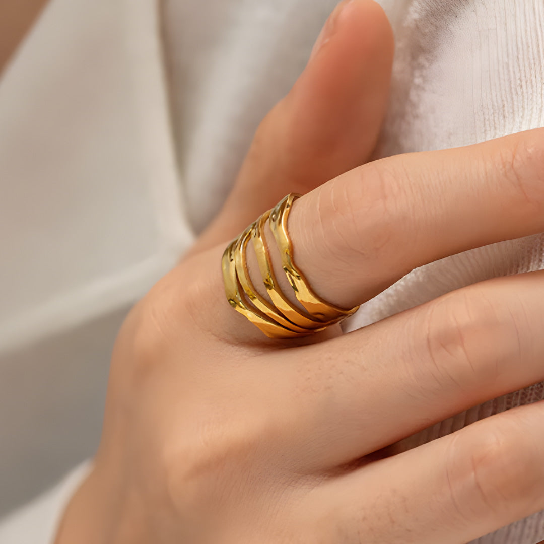 The Ripple Ring
