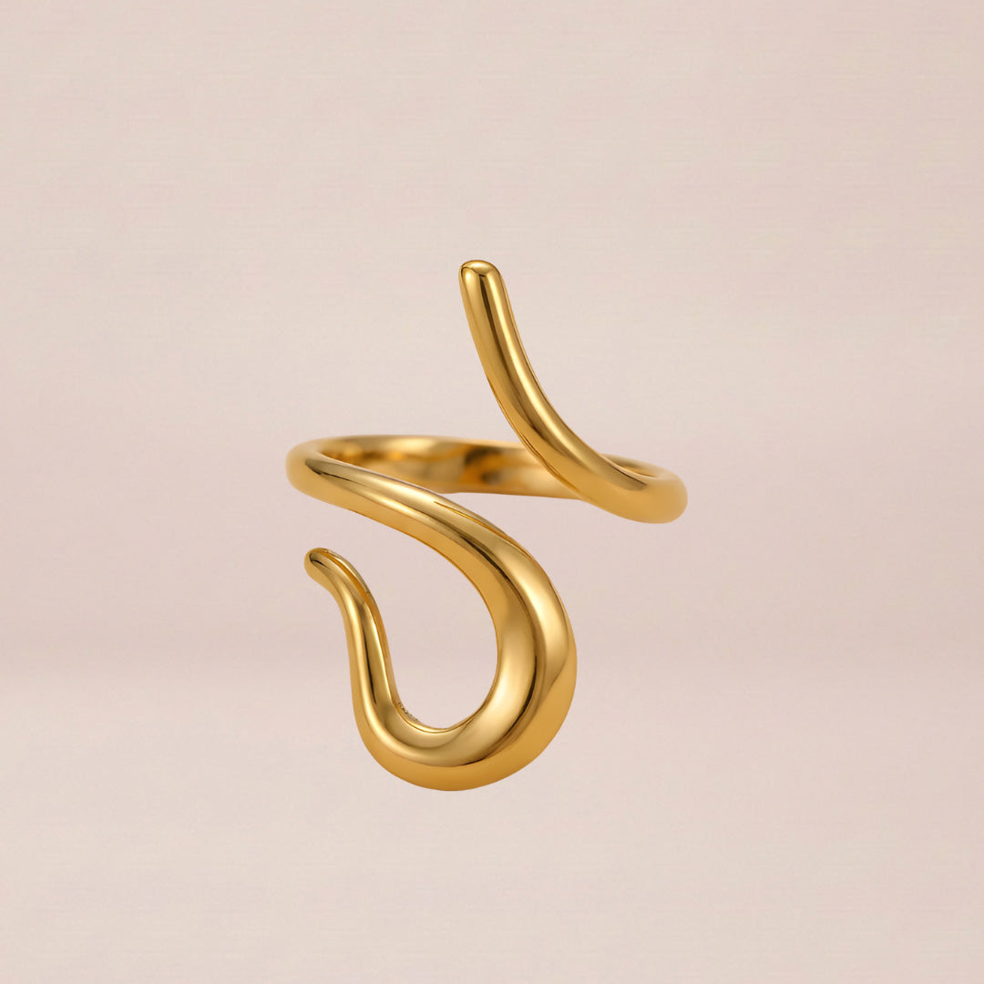 The Serpentine Spiral Ring